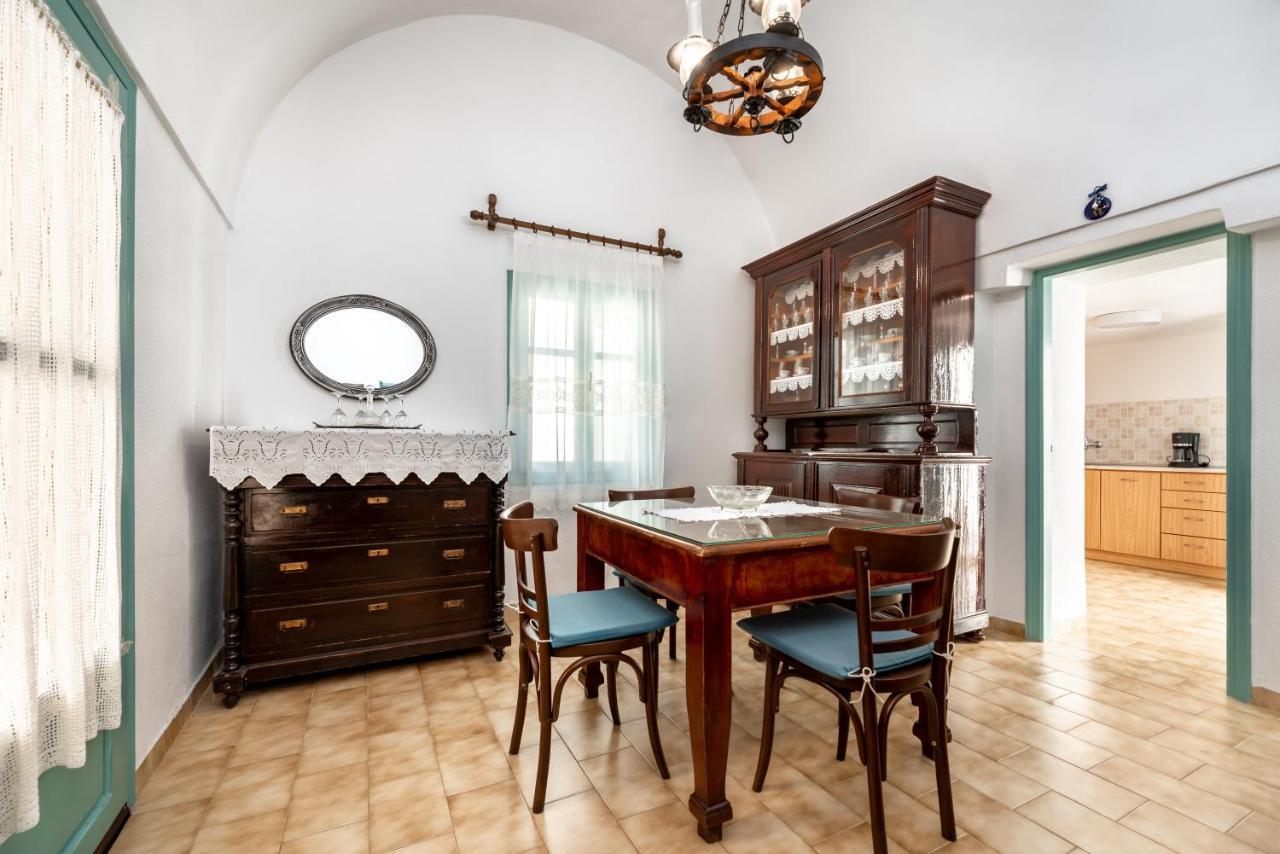 Authentic Santorinian Home Experience ثيرا المظهر الخارجي الصورة